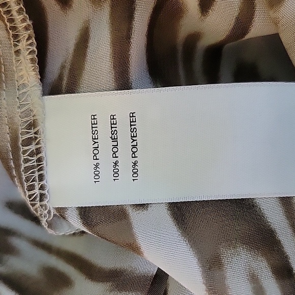 Chico's Sheer Bevin Leopard Print Button Front Tank Size Small - Picture 7 of 8